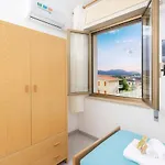 Berchida, Spazioso Con Verande A Apartmán