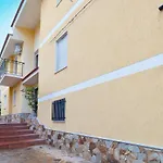 Berchida, Spazioso Con Verande A Apartmán *